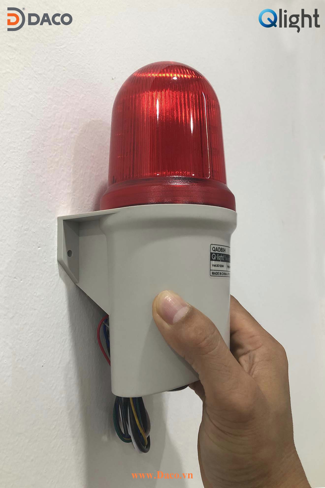 QAD80H-12/24-R Hình ảnh thực tế Đèn cảnh báo tín hiệu có loa gắn tường Qlight Hàn Quốc Φ80: Điện áp 12/24VDC