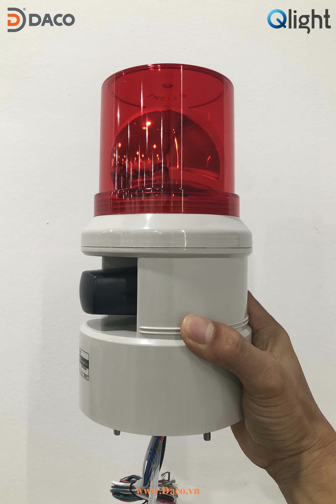 S100D-WS-24-R Hình ảnh thực tế Đèn báo hiệu có loa 5 âm báo Qlight Hàn Quốc Φ100: Điện áp 24VDC